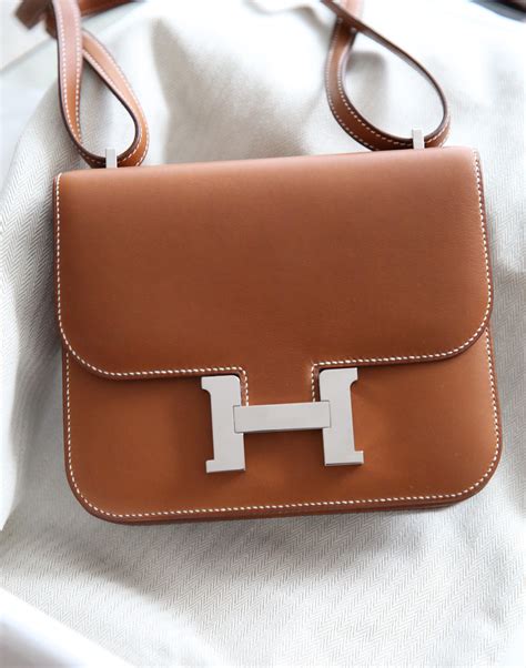 hermes constance mini size